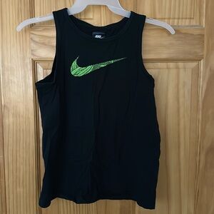 Nike tank top size YXL